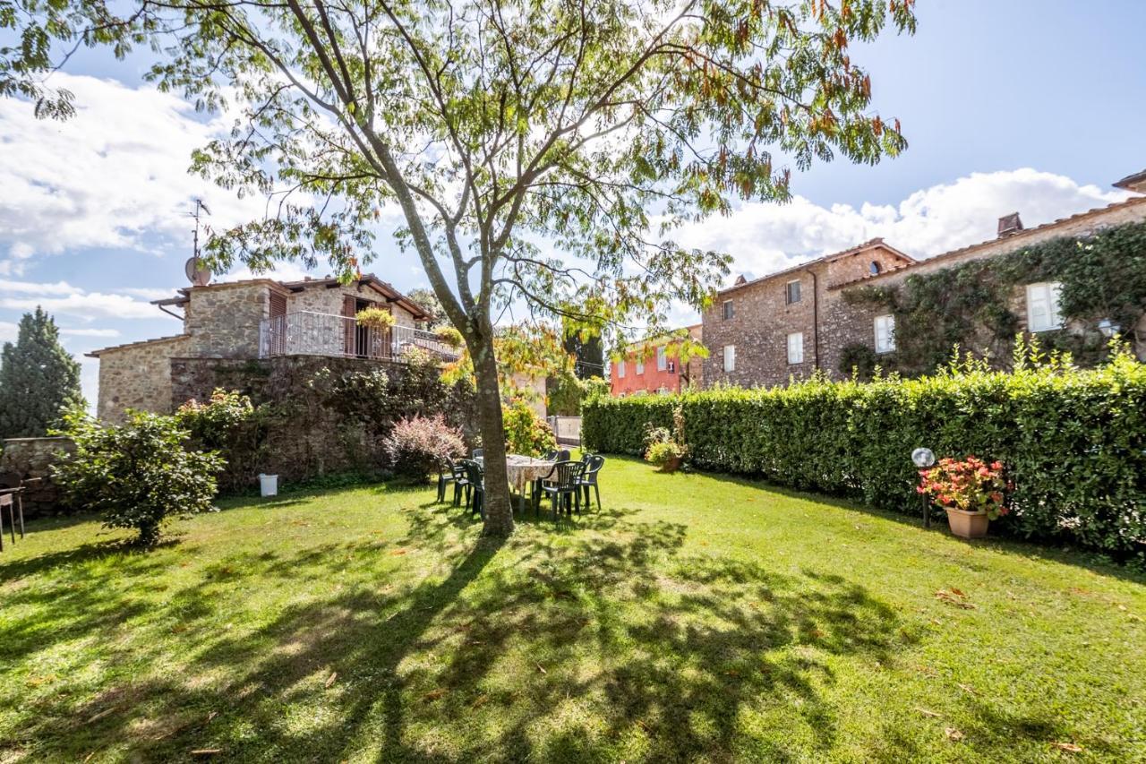 Al Giardino Degli Ulivi Guest House Santa Maria Albiano Exterior photo