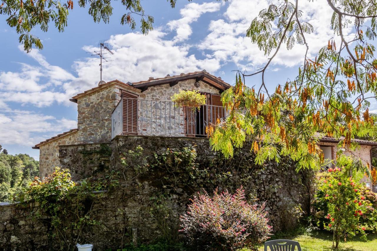Al Giardino Degli Ulivi Guest House Santa Maria Albiano Exterior photo